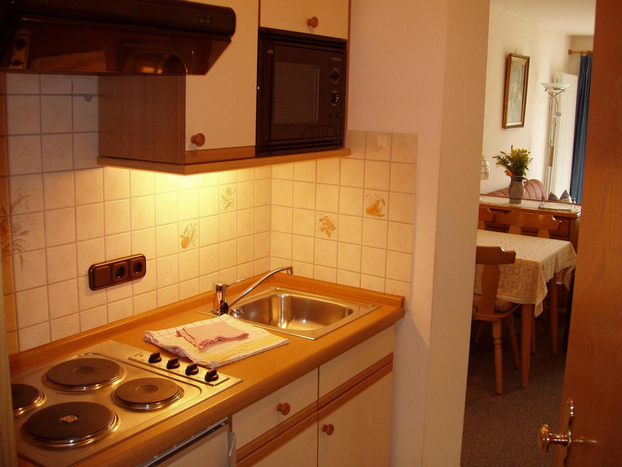 Gaestehaus Zur Faerbe Apartments Oberstdorf Esterno foto